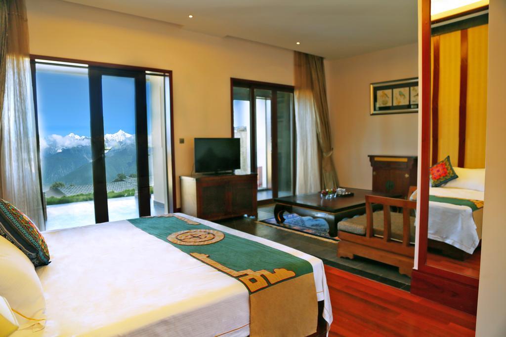 High Mountain Resort-Deqin Deqen Quarto foto