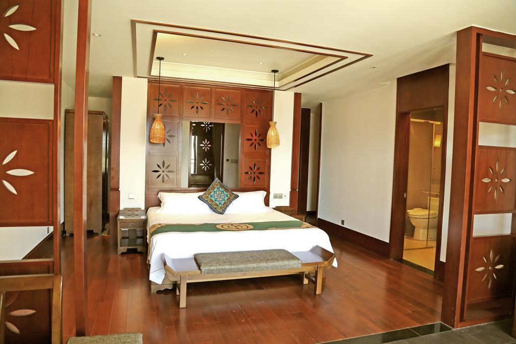 High Mountain Resort-Deqin Deqen Quarto foto